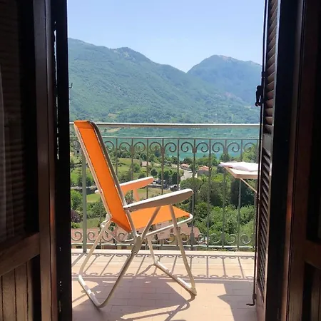 Casa Con Terrazzo Vista - Lakeholiday Holiday home Castel di Tora