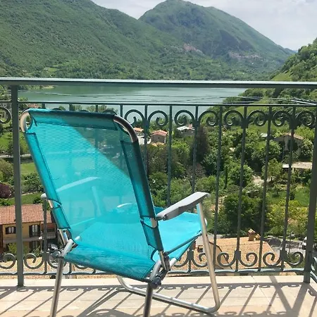 Holiday home Casa Con Terrazzo Vista - Lakeholiday *